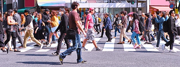 crossing_street600.jpg